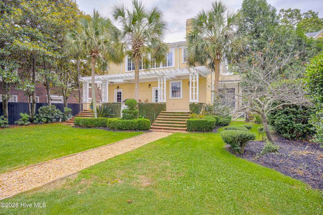 2559 Walton Way, Augusta, GA 30904