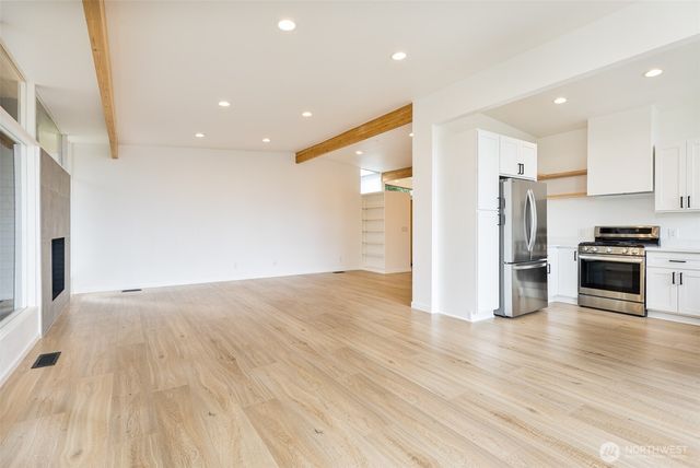 6320 Gregory Street W, University Place, WA 98466
