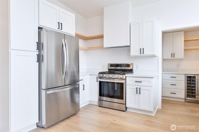 6320 Gregory Street W, University Place, WA 98466