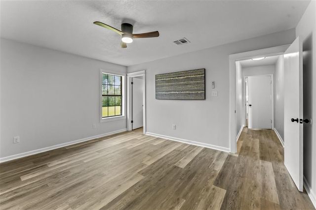 1901 Deep Woods Drive, Lake Charles, LA 70605