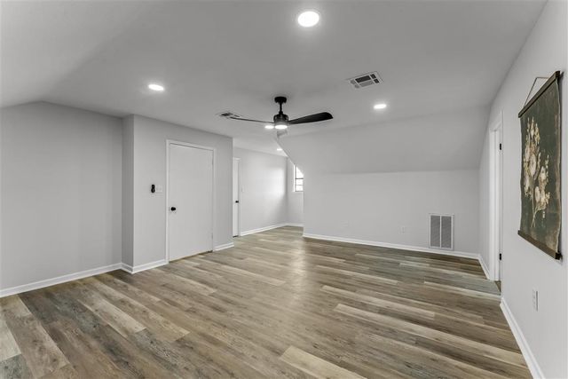 1901 Deep Woods Drive, Lake Charles, LA 70605