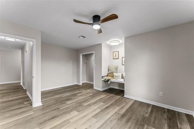 1901 Deep Woods Drive, Lake Charles, LA 70605