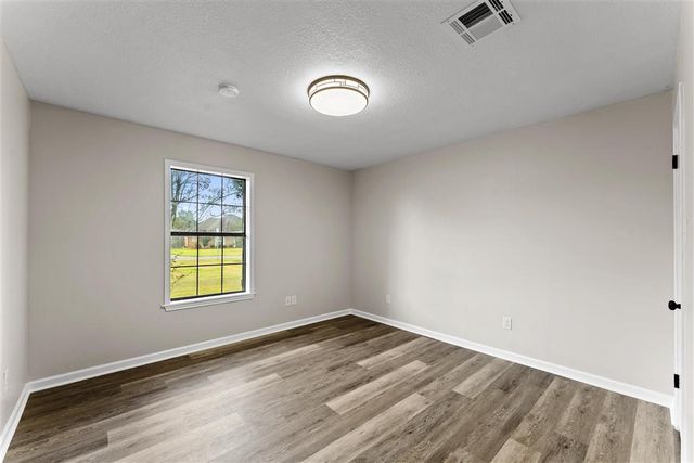 1901 Deep Woods Drive, Lake Charles, LA 70605