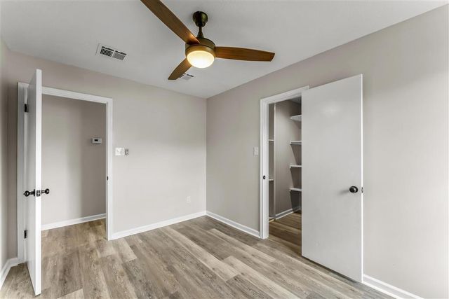 1901 Deep Woods Drive, Lake Charles, LA 70605