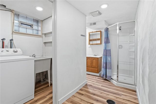 2393 Brandt School Road, Franklin Park, PA 15237