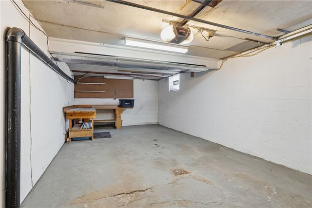 2393 Brandt School Road, Franklin Park, PA 15237