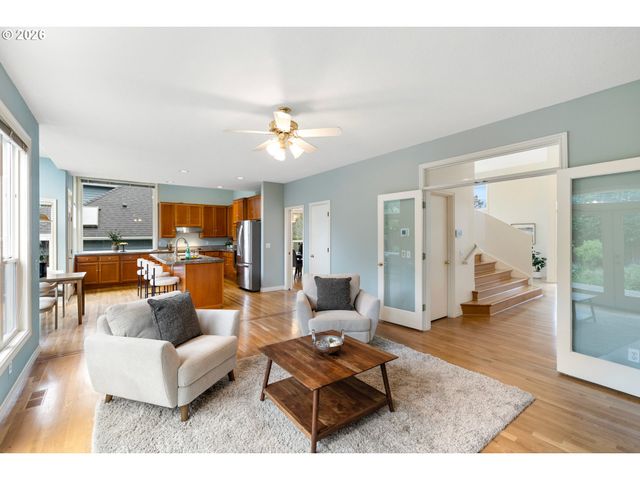 4321 Sw TERLYN Ct, Portland, OR 97221
