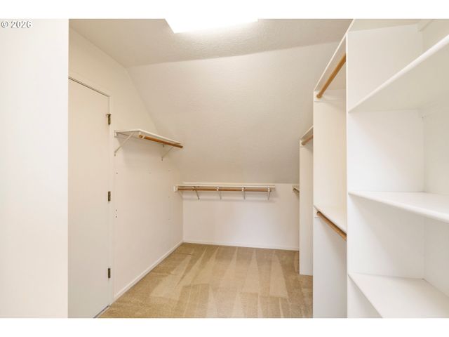 4321 Sw TERLYN Ct, Portland, OR 97221