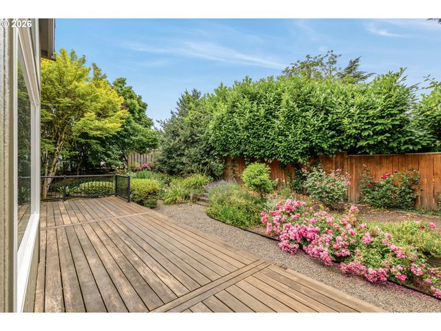 4321 Sw TERLYN Ct, Portland, OR 97221