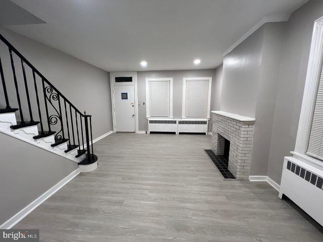 6400 OXFORD AVE, Philadelphia, PA 19111