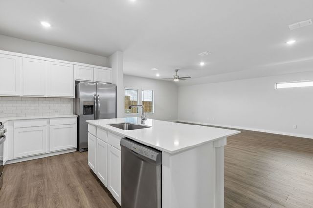 473 Hocking Hills Drive, Waxahachie, TX 75165