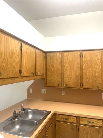 1410 Williamsburg Drive, Bossier City, LA 71112