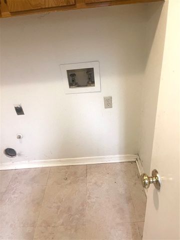 1410 Williamsburg Drive, Bossier City, LA 71112