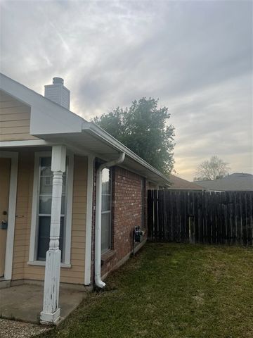 1410 Williamsburg Drive, Bossier City, LA 71112