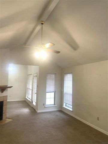 1410 Williamsburg Drive, Bossier City, LA 71112