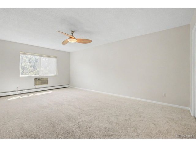 13500 E Cornell Ave 205, Aurora, CO 80014