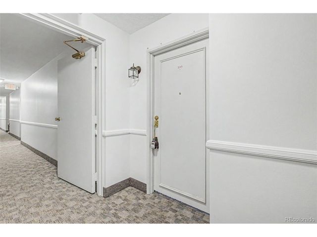 13500 E Cornell Ave 205, Aurora, CO 80014