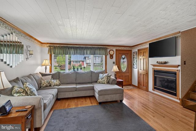 622 SCHOOL LN, Wallingford, PA 19086