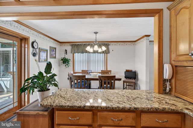 622 SCHOOL LN, Wallingford, PA 19086