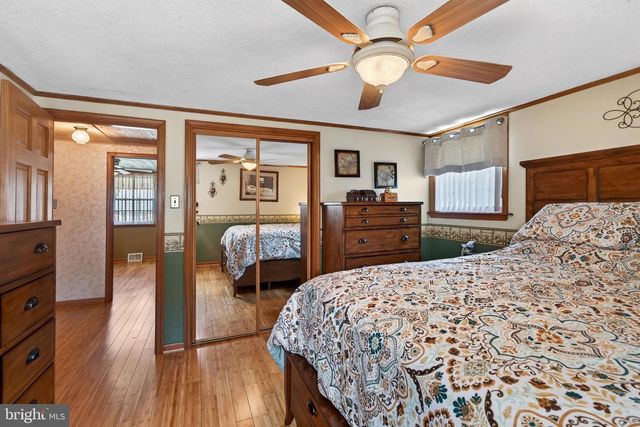 622 SCHOOL LN, Wallingford, PA 19086