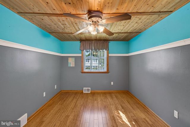622 SCHOOL LN, Wallingford, PA 19086