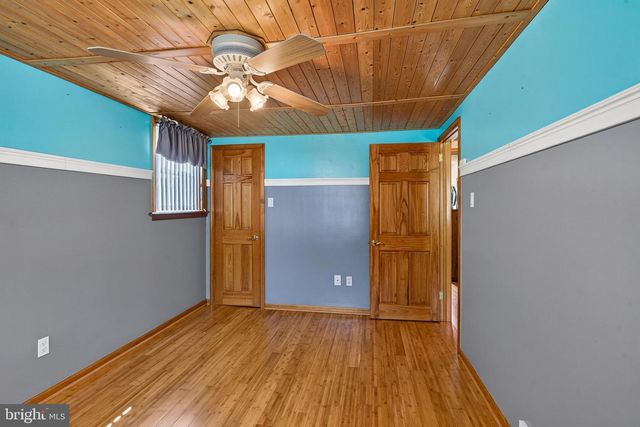 622 SCHOOL LN, Wallingford, PA 19086