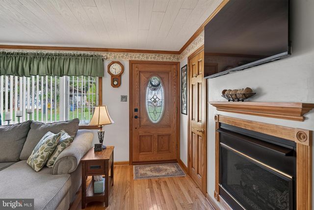 622 SCHOOL LN, Wallingford, PA 19086