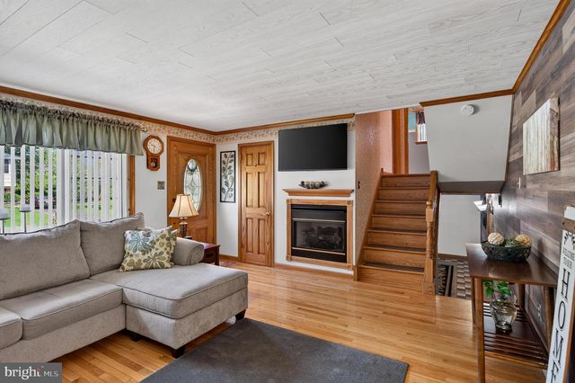 622 SCHOOL LN, Wallingford, PA 19086