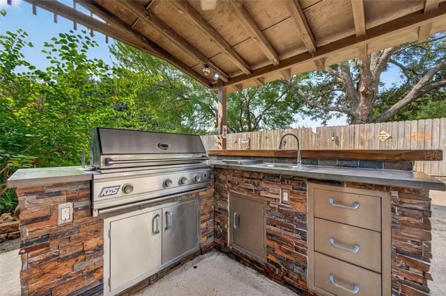 2806 Manito Circle, Katy, TX 77450