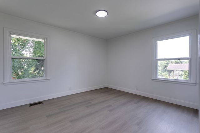 210 Porter Cir, Columbia, TN 38401