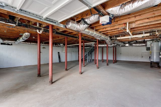 210 Porter Cir, Columbia, TN 38401