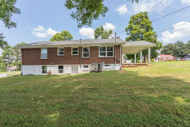 210 Porter Cir, Columbia, TN 38401