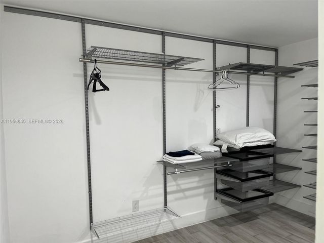 3008 NW 13th St, Miami, FL 33125