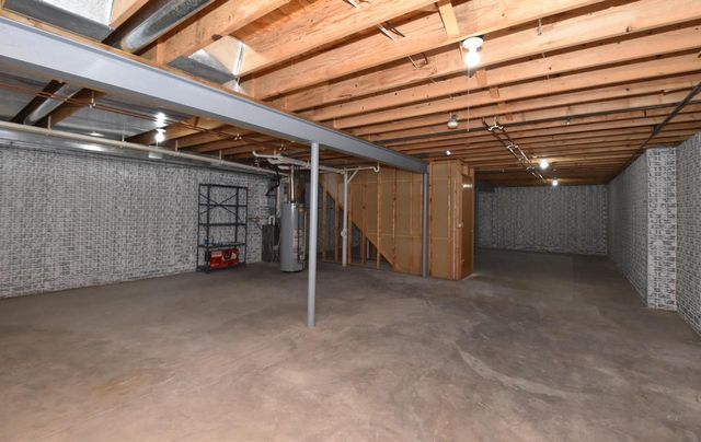 5805 Leawood LANE, Racine, WI 53402