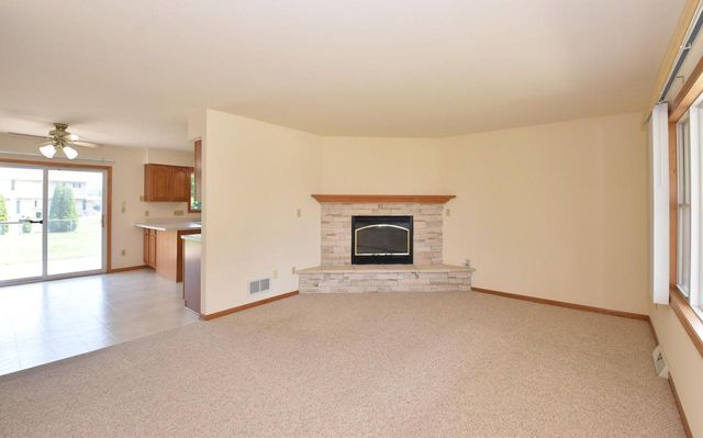 5805 Leawood LANE, Racine, WI 53402