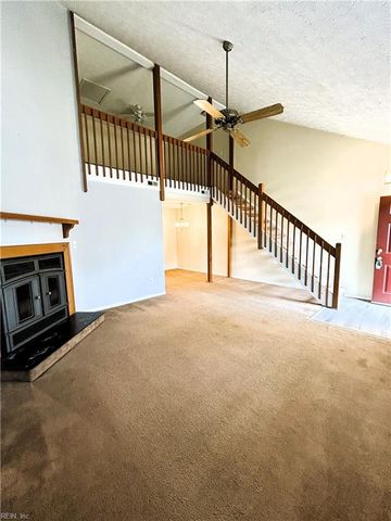 109 Cypress XING, Yorktown, VA 23692