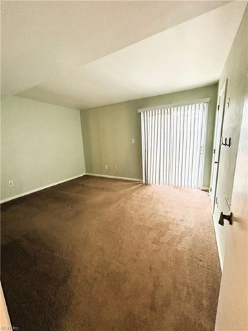 109 Cypress XING, Yorktown, VA 23692