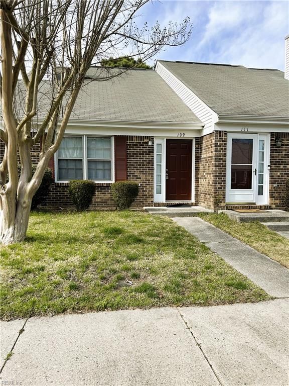 109 Cypress XING, Yorktown, VA 23692