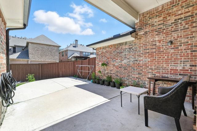 1105 Lamplight Way, Allen, TX 75013