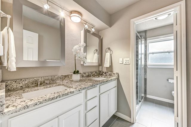 5315 Kingsmill Road, Friendswood, TX 77546