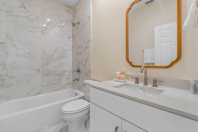 15621 Latina Place, Wellington, FL 33414