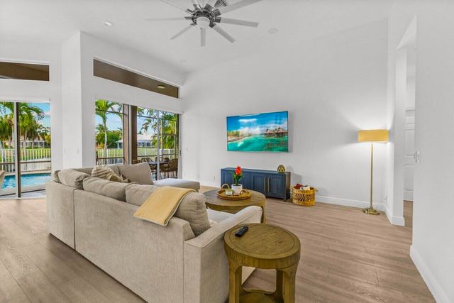 15621 Latina Place, Wellington, FL 33414