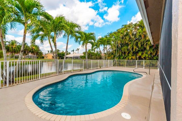 15621 Latina Place, Wellington, FL 33414