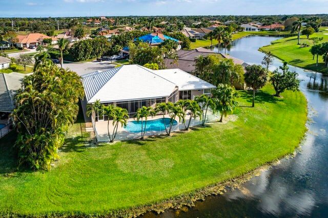 15621 Latina Place, Wellington, FL 33414