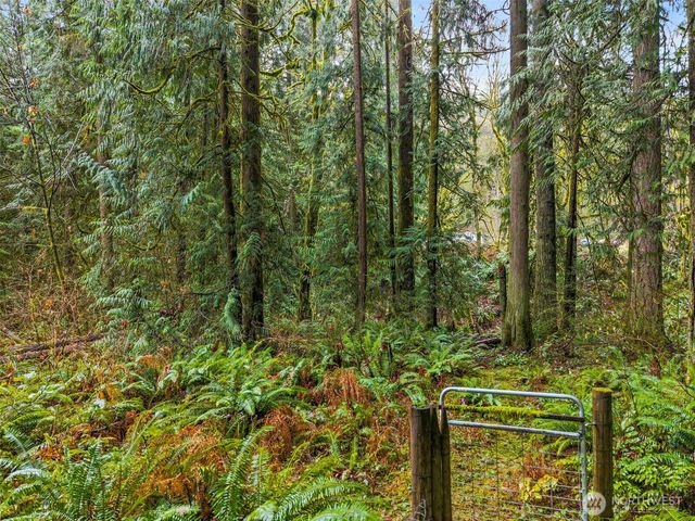 10618 Kelly Road NE, Carnation, WA 98014