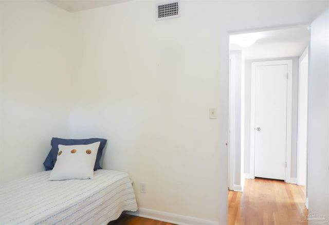 1609 N Spring St, Pensacola, FL 32501