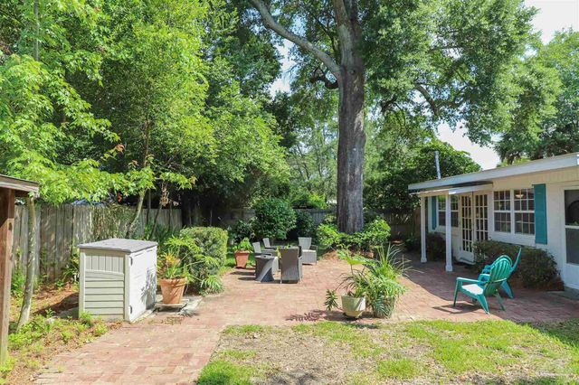 1609 N Spring St, Pensacola, FL 32501