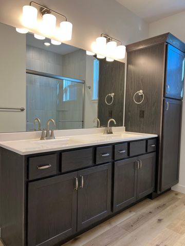 200 CORCORAN DR, Columbia, MO 65202