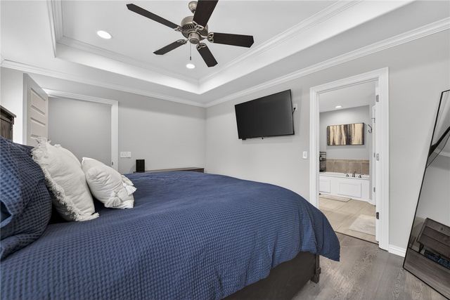 5821 W Fountain Street, Fayetteville, AR 72704