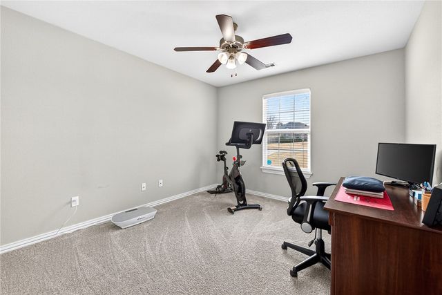 5821 W Fountain Street, Fayetteville, AR 72704